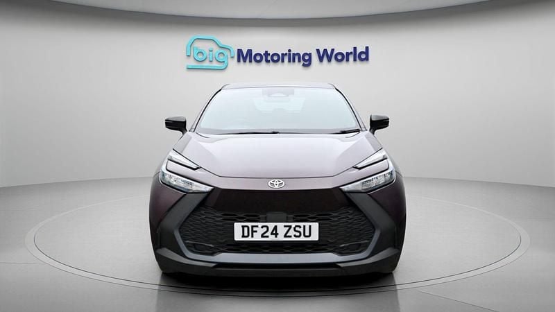 Used Toyota C-HR 138 HP (101 kW) 2024 SUV