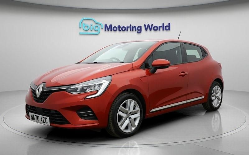 Usado Renault Clio V Play 101 CV (74 kW) 2020 Rojo Utilitario