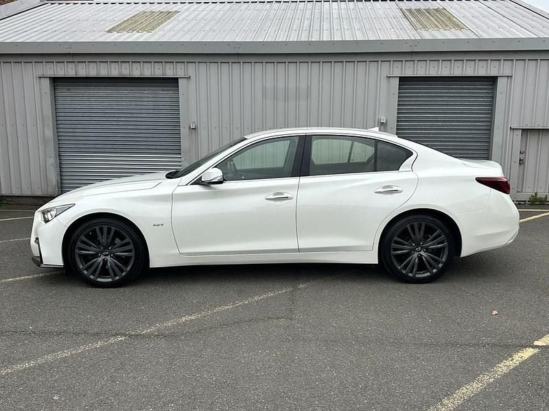 Used Infiniti Q50 Sport Tech 170 HP (125 kW) 2018 White Sedan