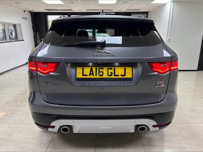 Begagnad Jaguar F-Pace S 300 HK (220 kW) 2016 Grå SUV