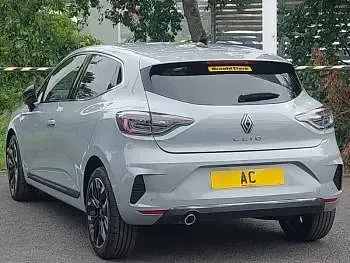 New Renault Clio Techno 90 HP (66 kW) 2026 Grey Hatchback