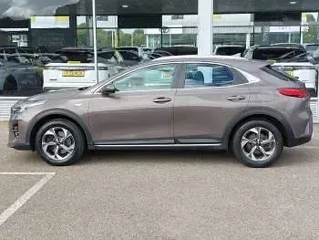 Used Kia XCeed 2020 Brown SUV