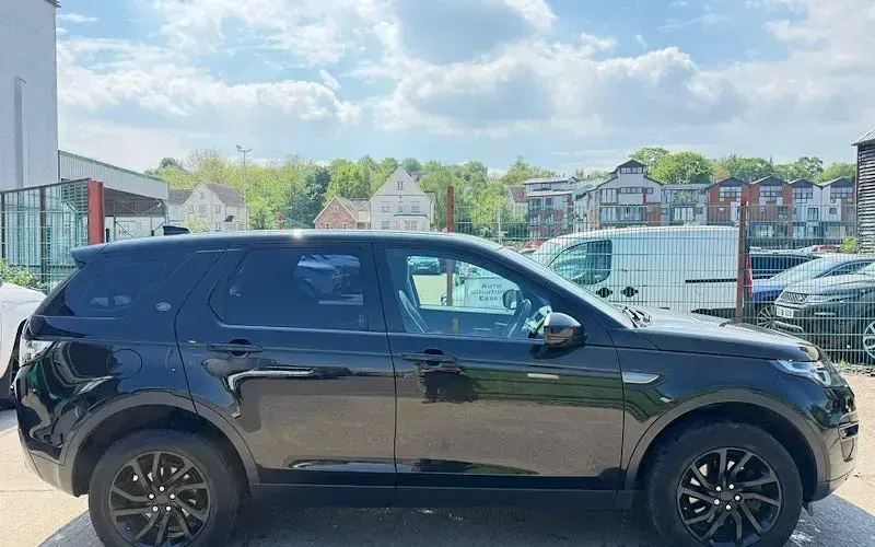 Used Land Rover Discovery Sport SE 179 HP (131 kW) 2019 SUV