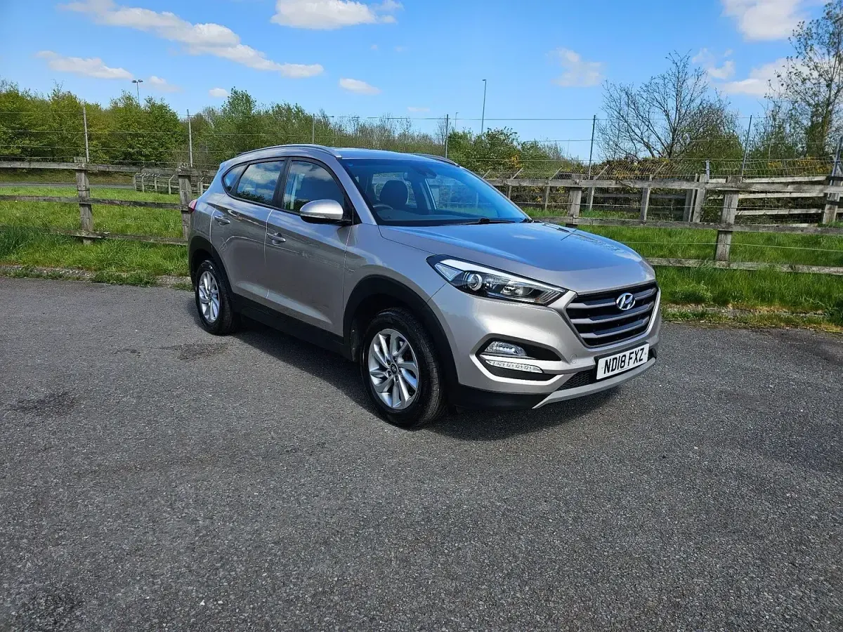 Used Hyundai Tucson SE 177 HP (130 kW) 2018 Beige SUV
