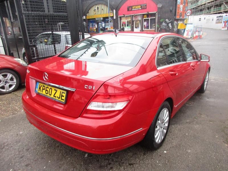 Used Mercedes C180 Elegance 156 HP (114 kW) 2010 Red Sedan