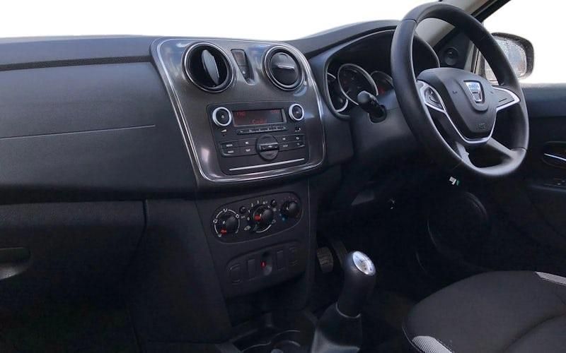 Used Dacia Sandero Ambiance 90 HP (66 kW) 2018 Grey Hatchback