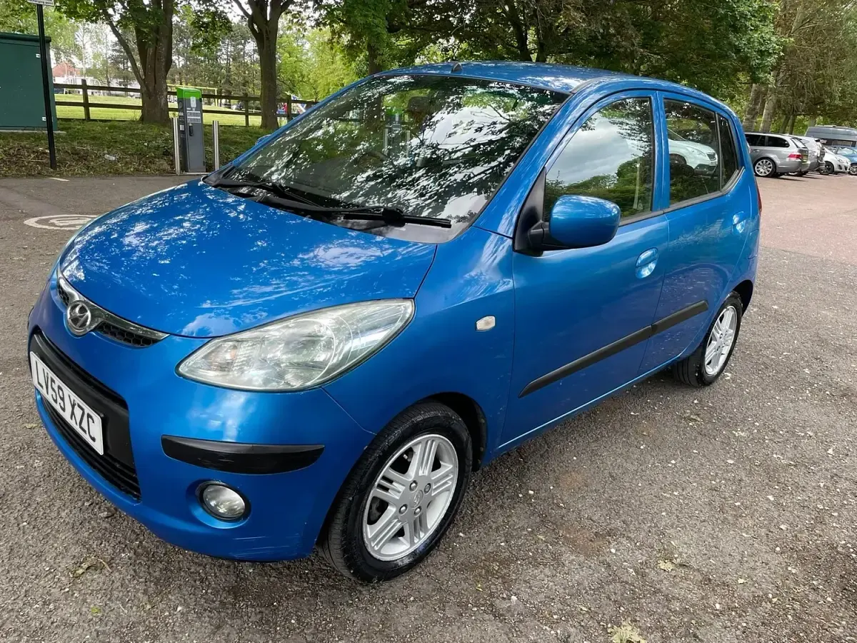 Used Hyundai i10 Comfort 78 HP (57 kW) 2009 Blue Hatchback