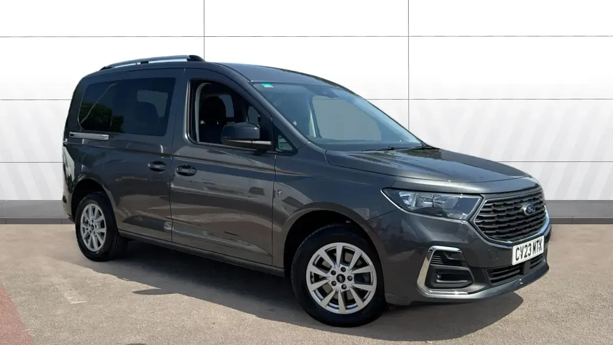 Used Ford Tourneo Connect Titanium 122 HP (89 kW) 2023 MPV