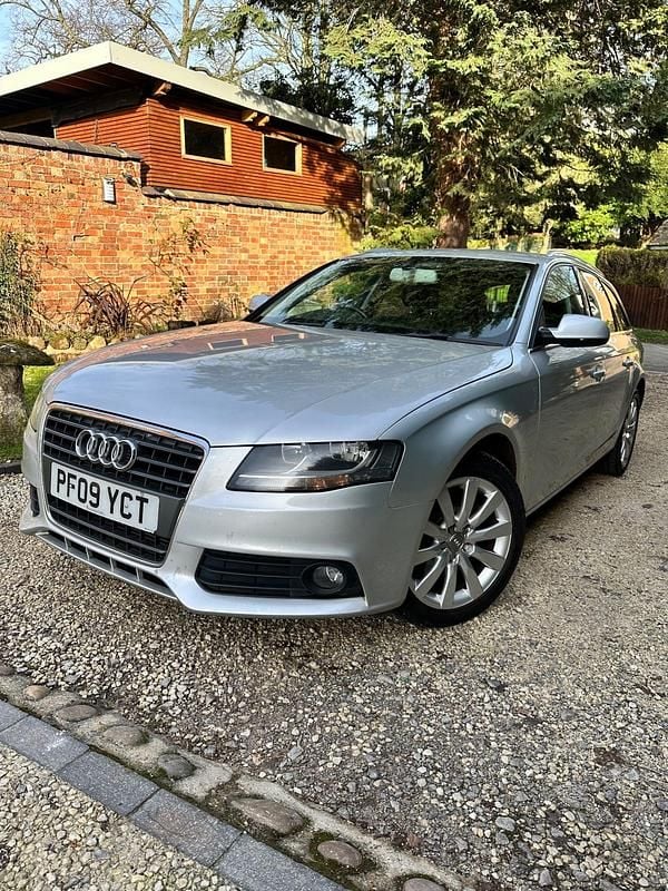 Used Audi A4 143 HP (105 kW) 2009 Silver Estate