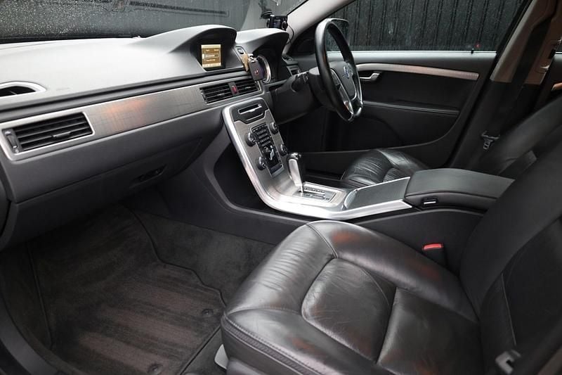 Used Volvo XC70 SE 2013 Black Estate