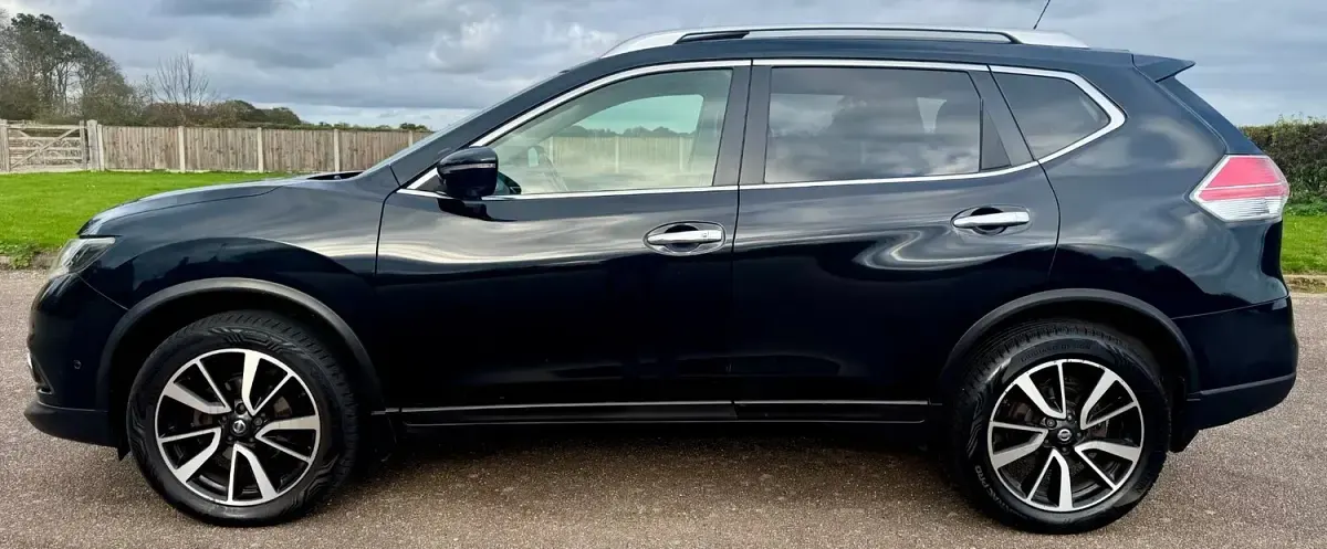 Used Nissan X-Trail Tekna 130 HP (95 kW) 2015 Black SUV