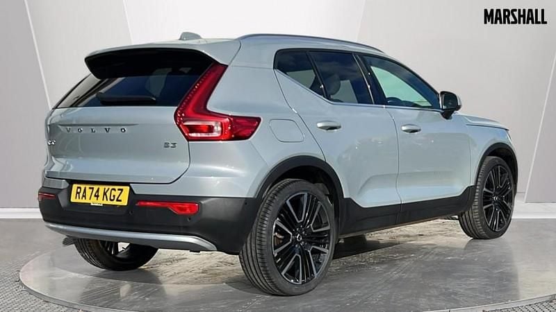 Used Volvo XC40 Ultra 163 HP (119 kW) 2025 Grey SUV