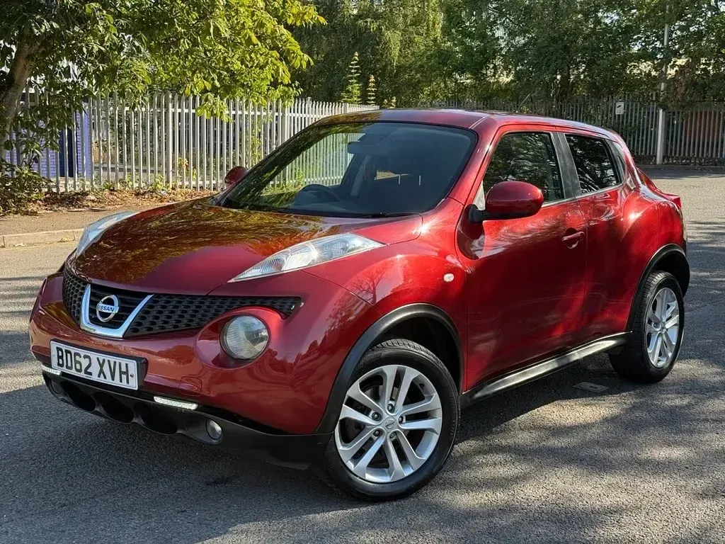 Used Nissan Juke Acenta 117 HP (86 kW) 2012 Red SUV