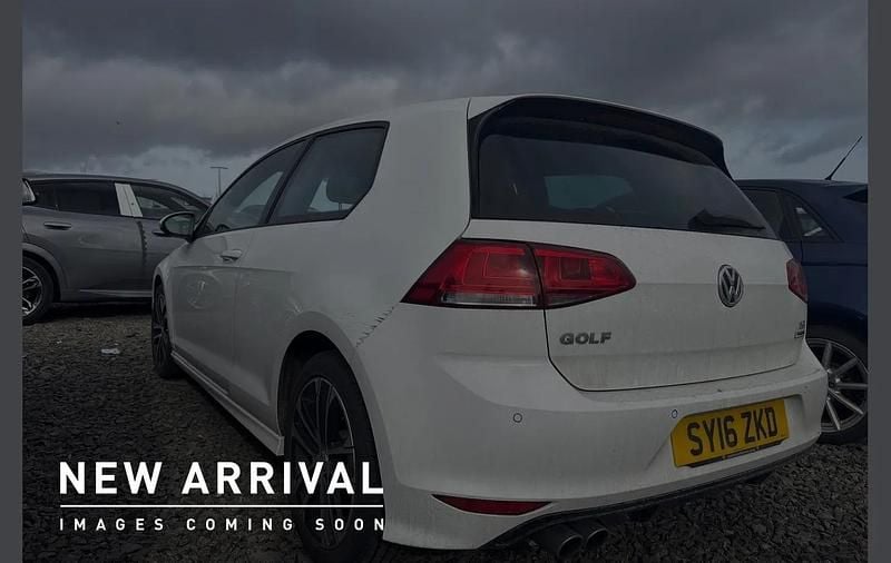 Used VW Golf VII R-line 147 HP (108 kW) 2016 White Hatchback