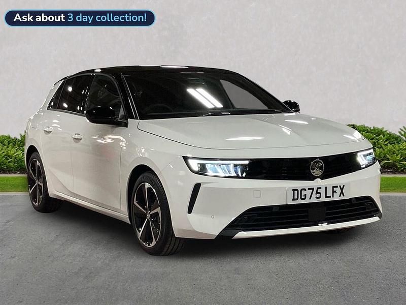 White New 2025 Vauxhall Astra Hatchback | £19,999 (Super price) - Image 1/4