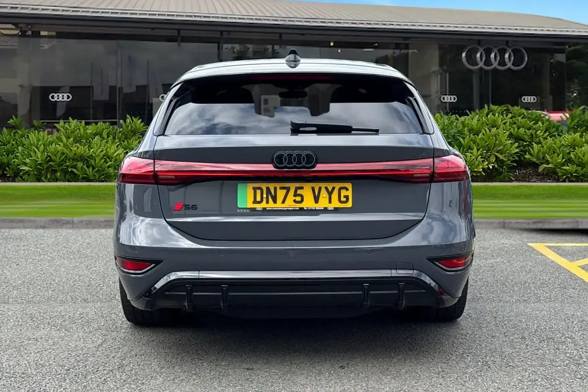 Used Audi S6 e-tron Advanced 100 kW (136 HP) 2026 Grey Estate