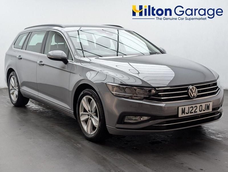 Grey Used 2022 VW Passat SE Estate | £16,850 (Good price) - Image 1/4