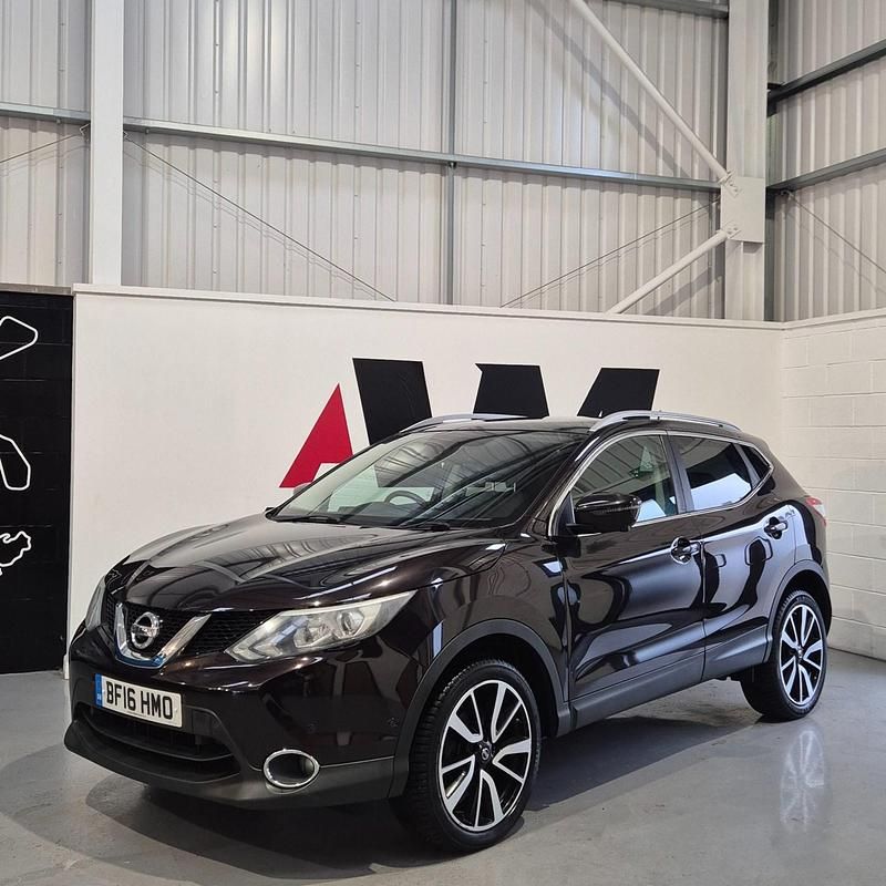Used Nissan Qashqai Tekna 130 HP (95 kW) 2016 Black SUV