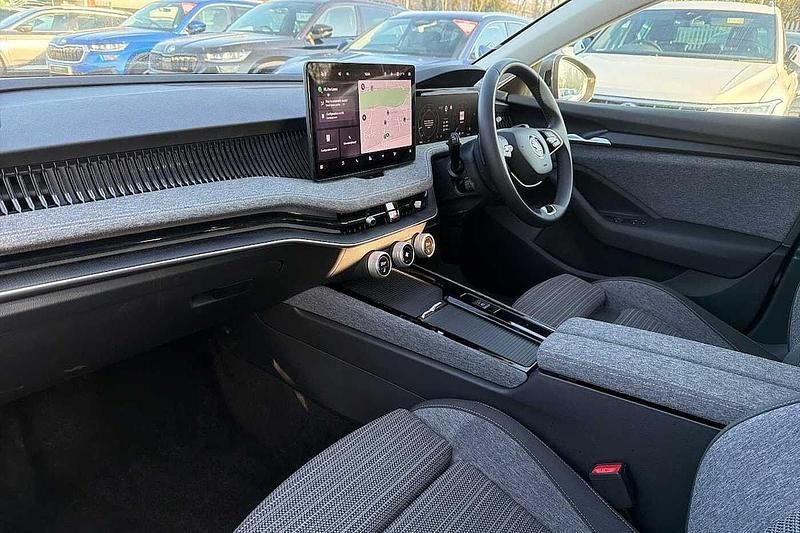 Used Skoda Superb SE Technology 110 HP (80 kW) 2024 Graphite grey metallic Estate