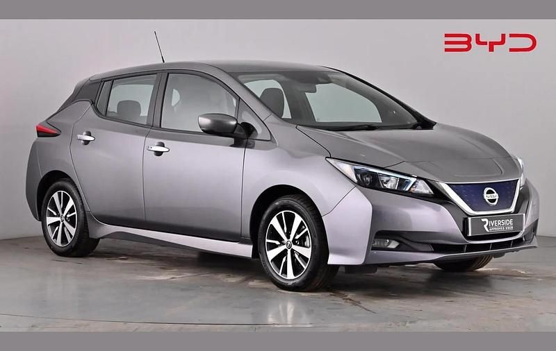 Used Nissan Leaf Acenta 108 kW (147 HP) 2021 Grey Hatchback