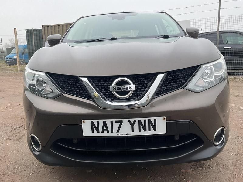Used Nissan Qashqai Acenta 110 HP (80 kW) 2017 Bronze SUV