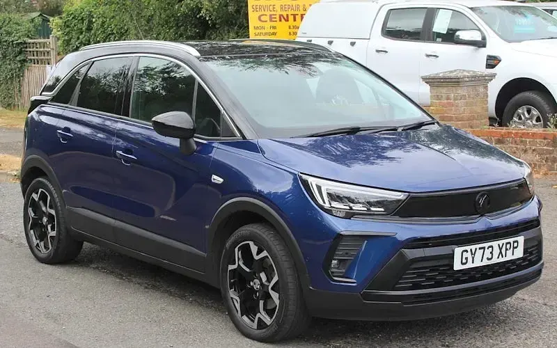 Used Vauxhall Crossland Ultimate 110 HP (80 kW) 2023 Blue SUV