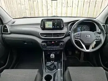Used Hyundai Tucson SE 132 HP (97 kW) 2019 Silver SUV