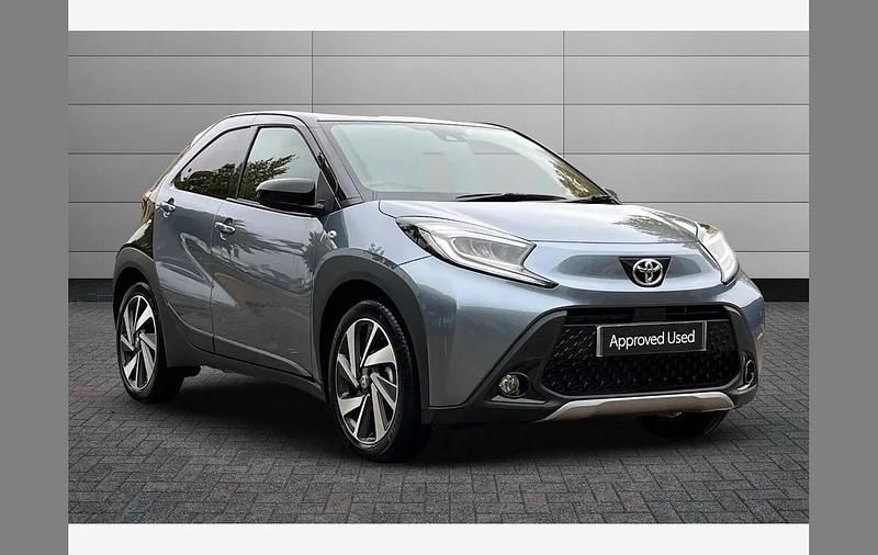 Grey Used 2025 Toyota Aygo X SUV | £16,795 - Image 1/2