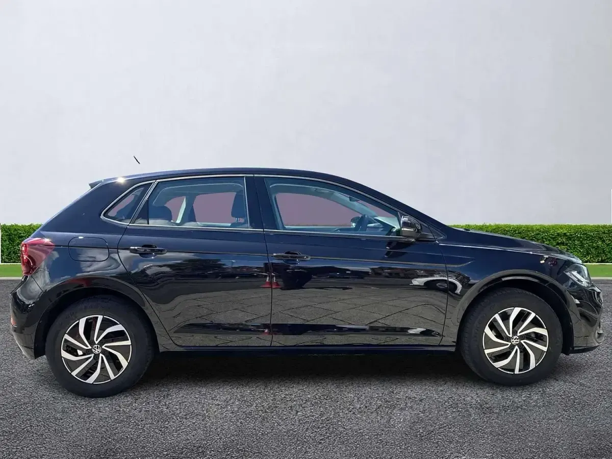 Used VW Polo Life 2024 Black Hatchback