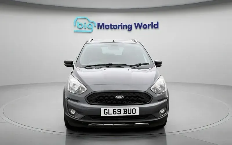 Usado Ford Ka Plus Active 86 HP (63 kW) 2019 Cinzento Citadino