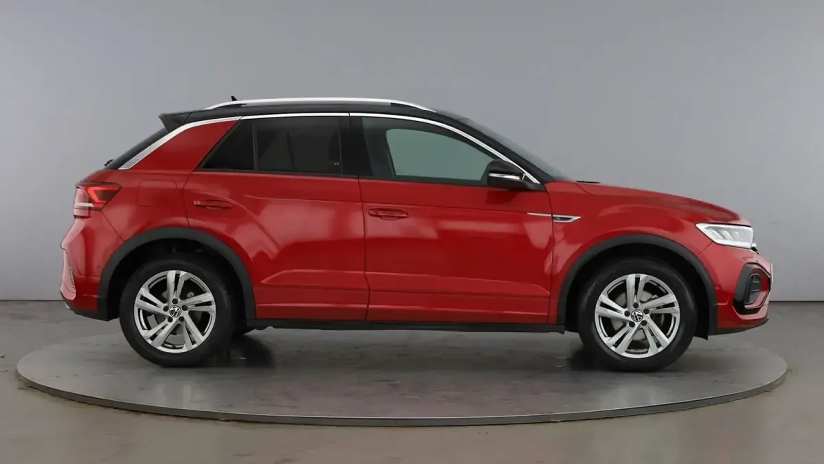 Used VW T-Roc R-line 150 HP (110 kW) 2022 Red SUV