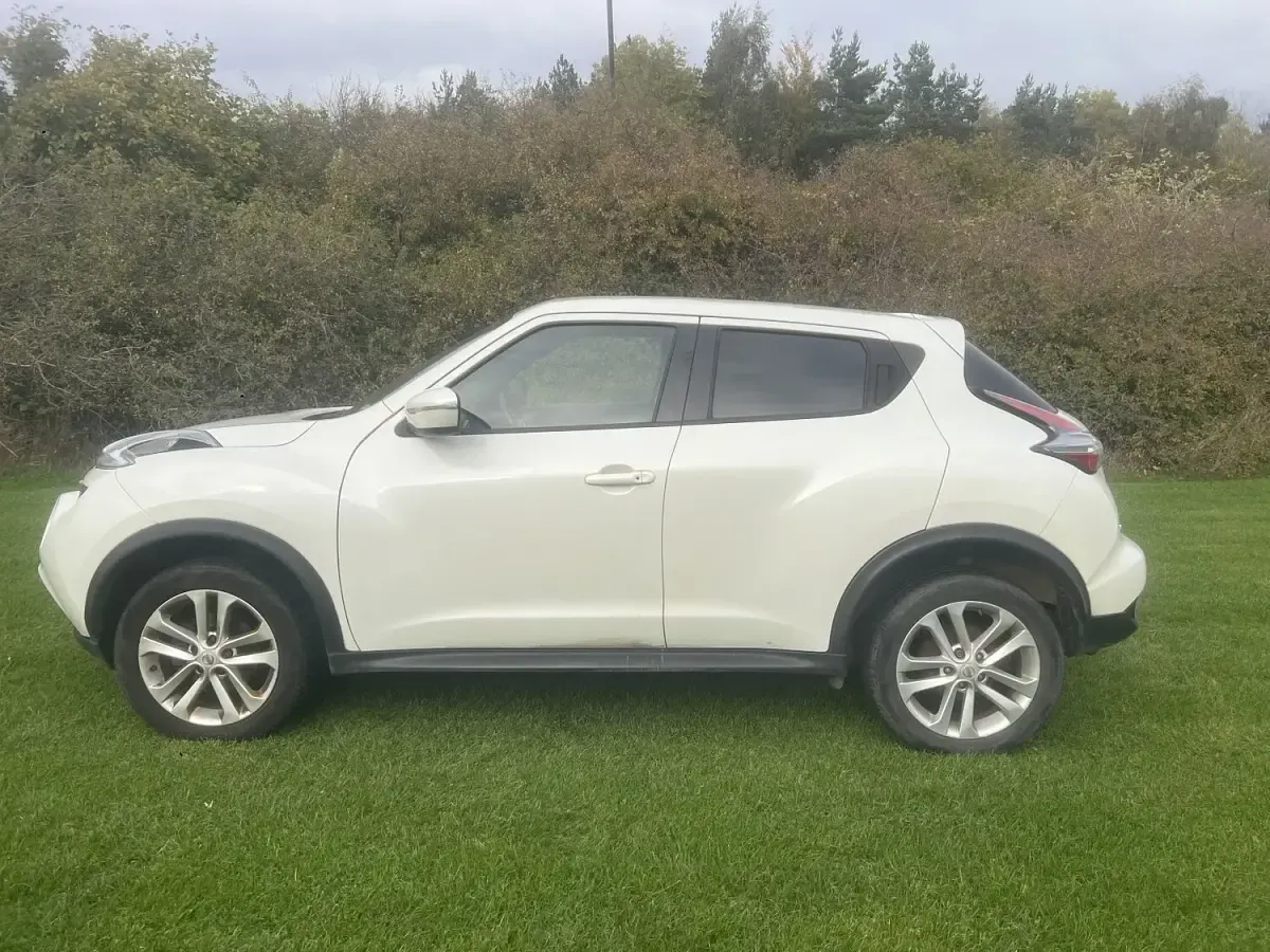 Used Nissan Juke N-Connecta 2017 White SUV