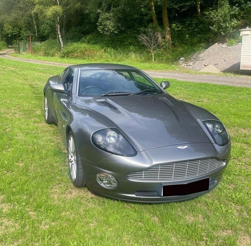 Used Aston Martin Vanquish 2002 Silver Coupe