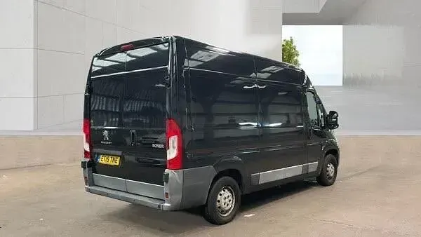 Used Peugeot Boxer 130 HP (95 kW) 2015 Grey Van