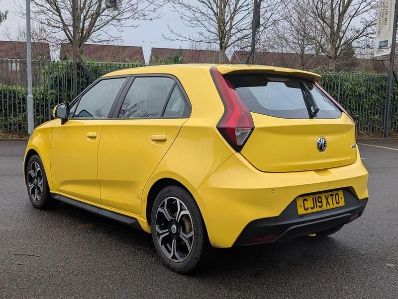 Used MG MG3 Excite 106 HP (77 kW) 2019 Yellow Hatchback