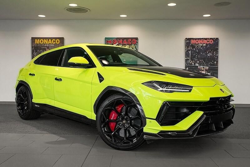 Green Used 2024 Lamborghini Urus SUV | £249,950 - Image 1/4