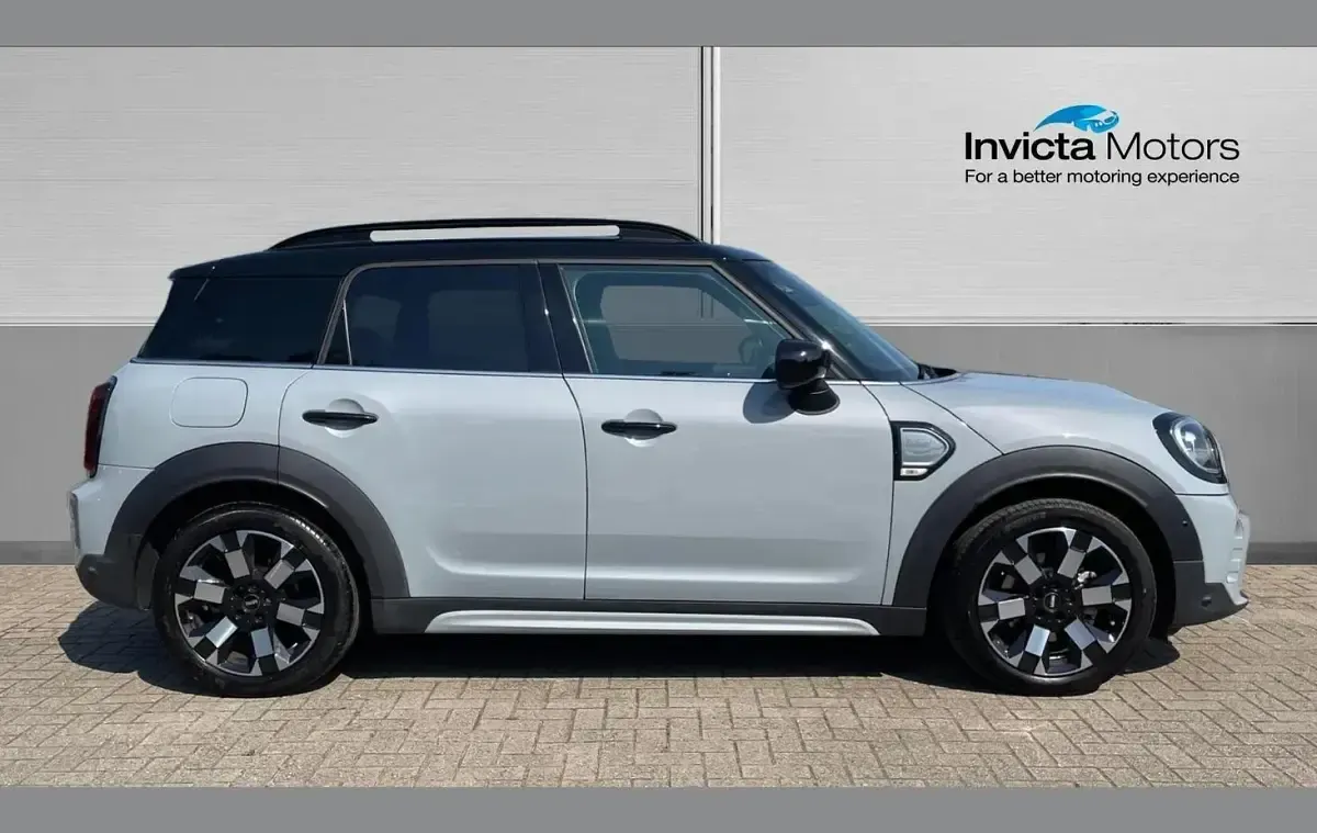 Used Mini Cooper Countryman Untamed Edition 134 HP (98 kW) 2022 Grey SUV