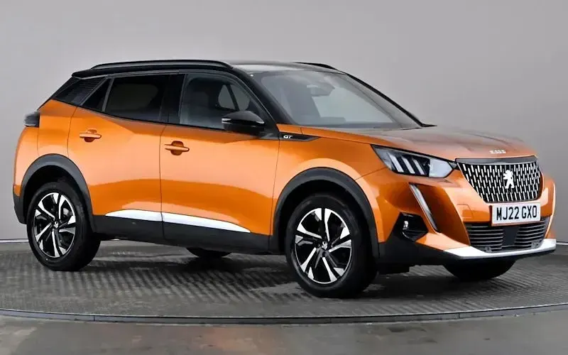 Used Peugeot 2008 GT 131 HP (96 kW) 2022 SUV