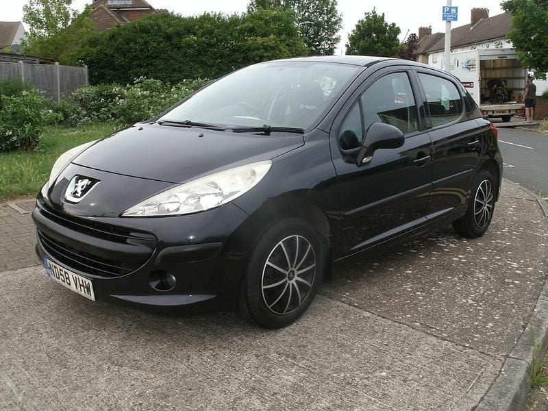 Black Used 2008 Peugeot 207 S Hatchback | £1,595 (Fair price) - Image 1/4