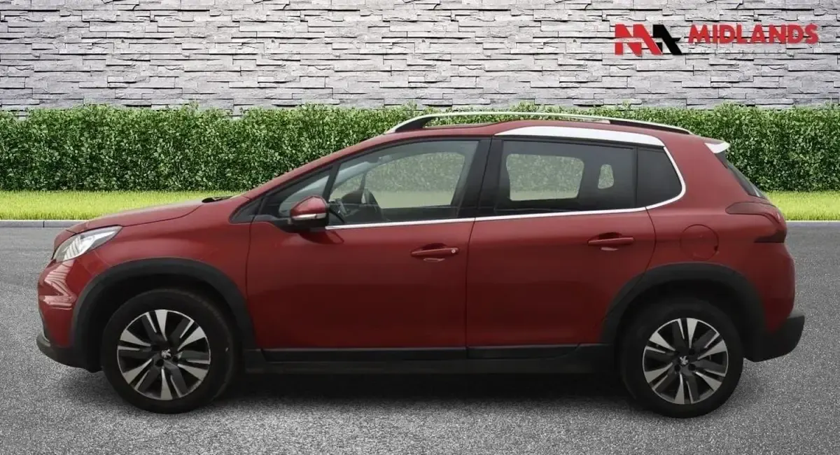 Używany Peugeot 2008 Allure Premium 2019 Czerwony SUV