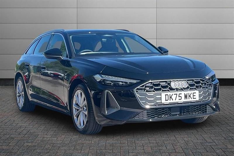 Used Audi A5 Sport 204 HP (150 kW) 2025 Mythos black Estate