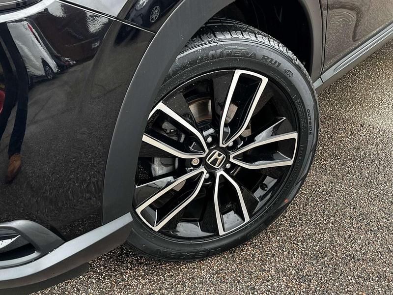 Used Honda HR-V Elegance 131 HP (96 kW) 2023 Black SUV