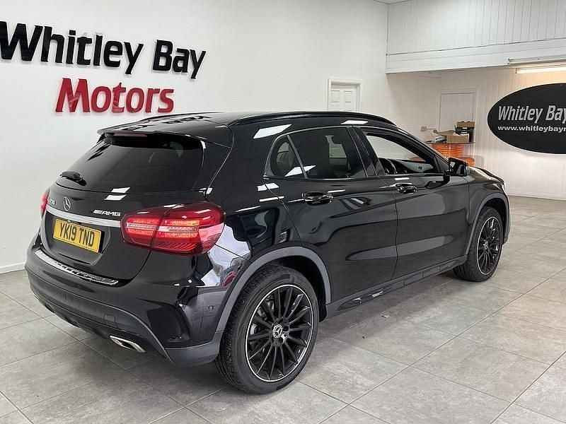 Used Mercedes GLA200 AMG line 2019 Black SUV
