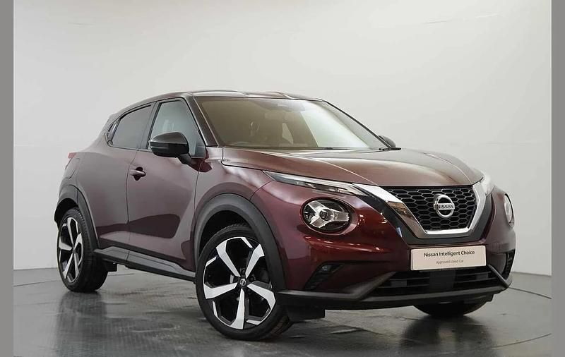 Used Nissan Juke Tekna 114 HP (83 kW) 2020 Red SUV