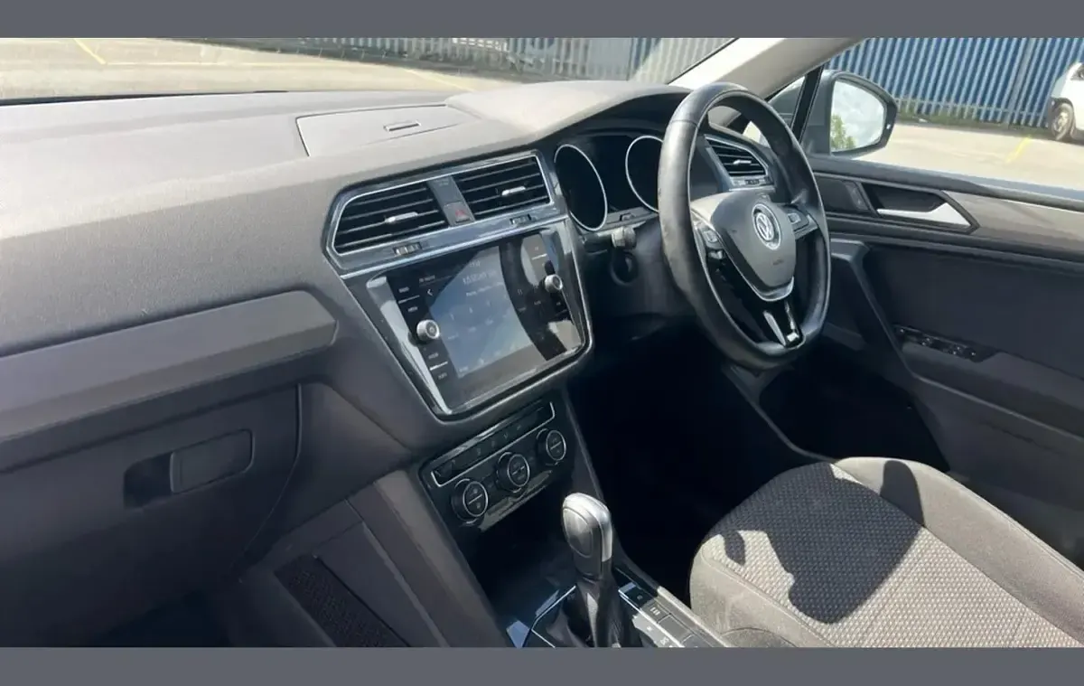 Used VW Tiguan Allspace Match 150 HP (110 kW) 2021 Grey SUV
