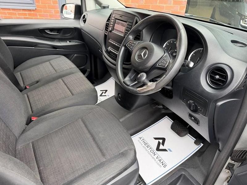 Used Mercedes Vito 170 HP (125 kW) 2018 Silver Van