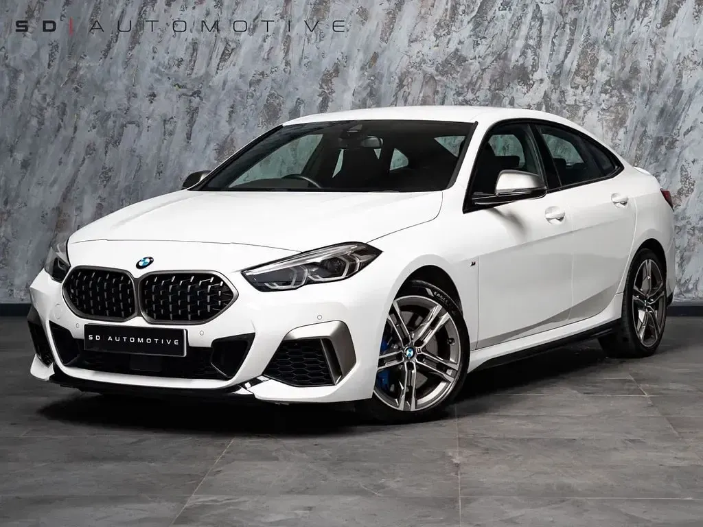 Used BMW M235 Sport Line 306 HP (225 kW) 2022 White Coupe