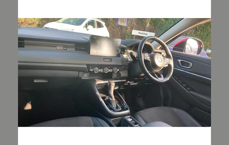 Used Honda HR-V Advance 131 HP (96 kW) 2024 Red SUV