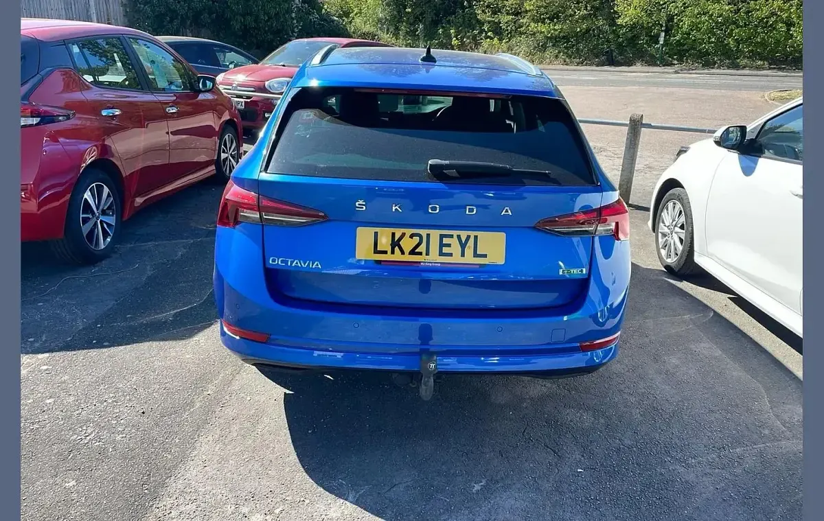 Used Skoda Octavia SE L 150 HP (110 kW) 2021 Blue Estate