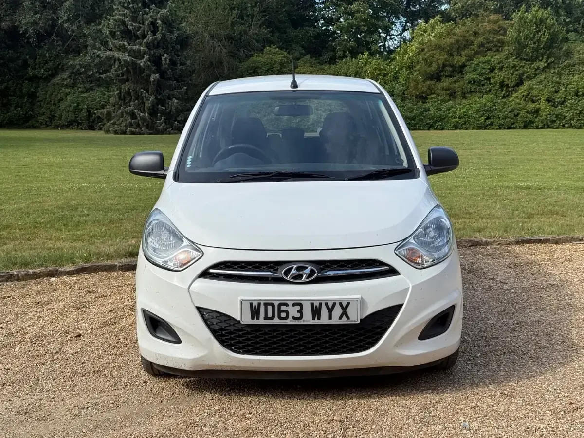 Used Hyundai i10 Classic 2014 White Hatchback